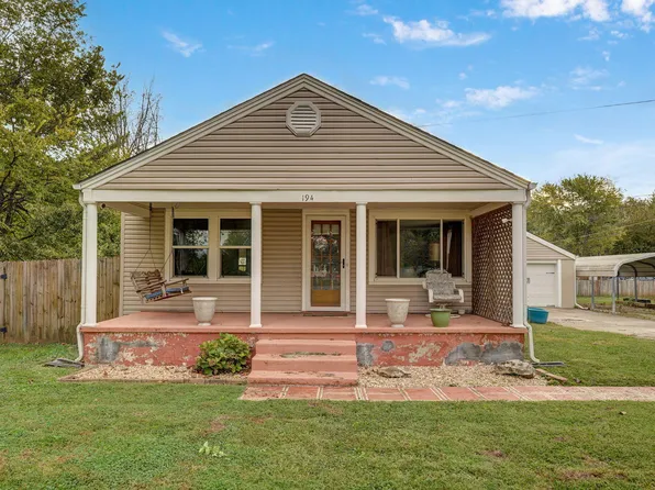 1944 S Farm Road 133, Springfield, MO 65807