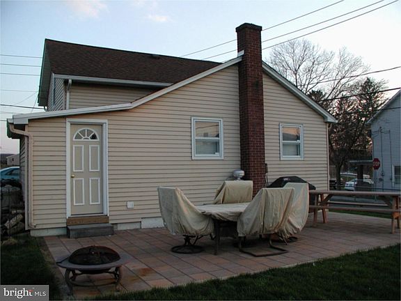 4th image of 39 W Thomas Ave