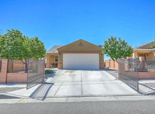 10624 Four Mile Rd SW, Albuquerque, NM 87121