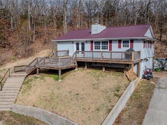 1742 E Forest Ln, Owensville, MO 65066