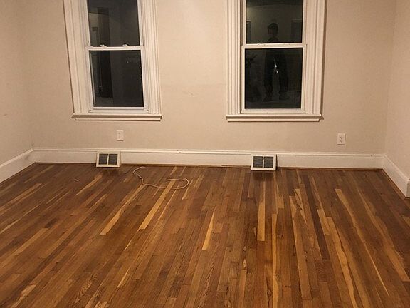 3rd image of 40 Alfred St