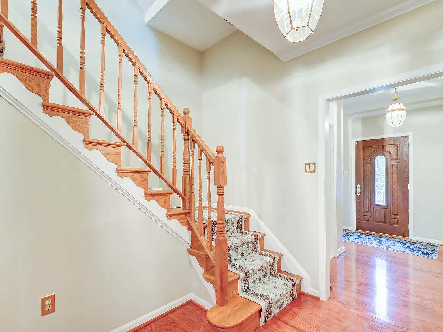 3 bed, 3.5 bath, 2880 sqft, $4,950 — Photo 4