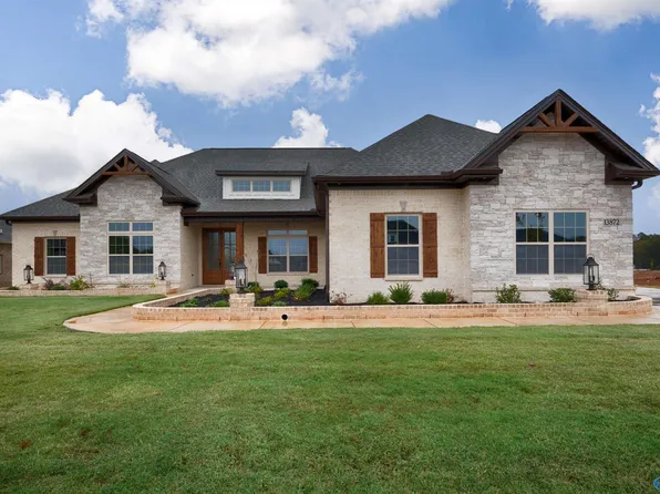132 Lanwood Dr, Huntsville, AL 35811