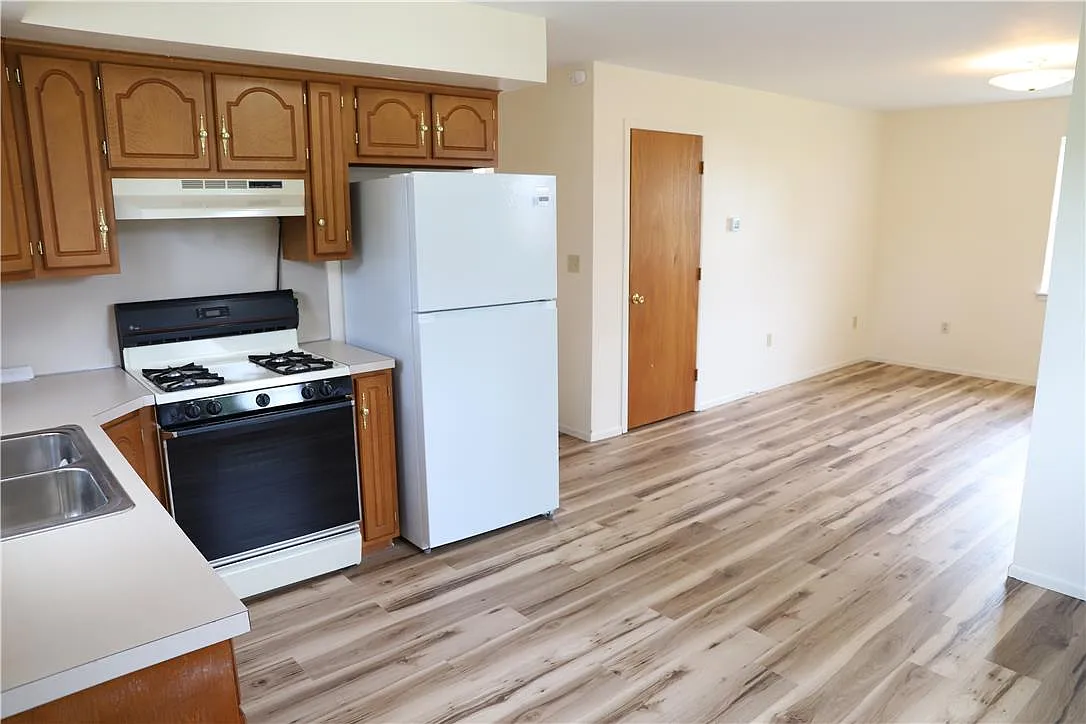 1 bed, 1.0 bath, 539 sqft, $1,400 — Photo 2