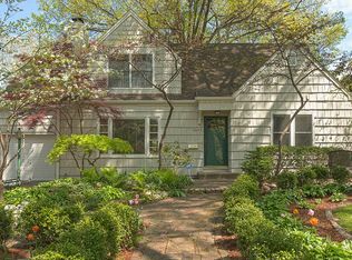 6823 Granada Rd, Prairie Village, KS 66208