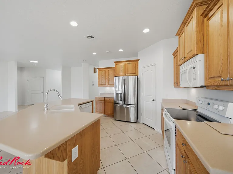 1546 Morane Manor Dr — Photo 20
