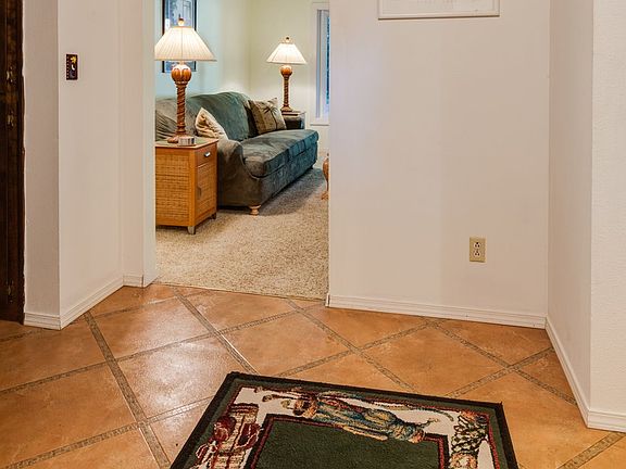 3rd image of 11816 NE 37th St