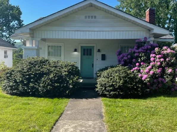 325 Highland Ave, Johnson City, TN 37604