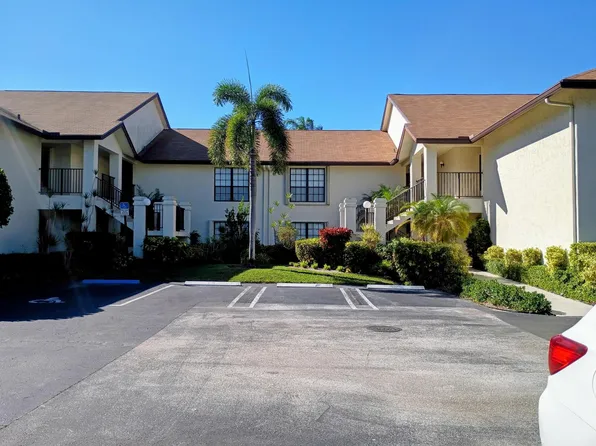 3451 Jog Park Drive, Greenacres, FL 33467