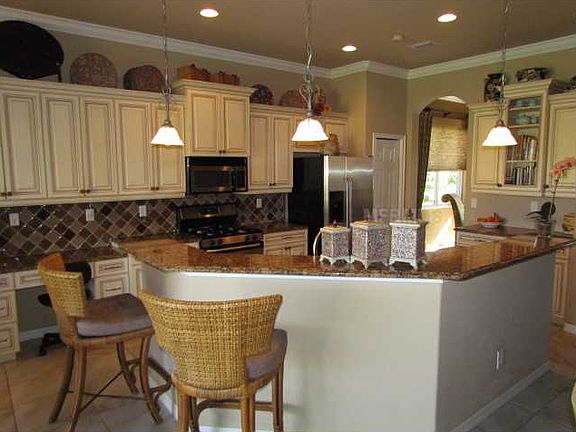 4th image of 145 Cipriani Way