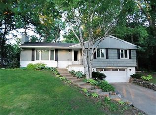 14000 Laurel Rd, Minnetonka, MN 55305