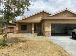 236 S Greenlawn St, Ridgecrest, CA 93555