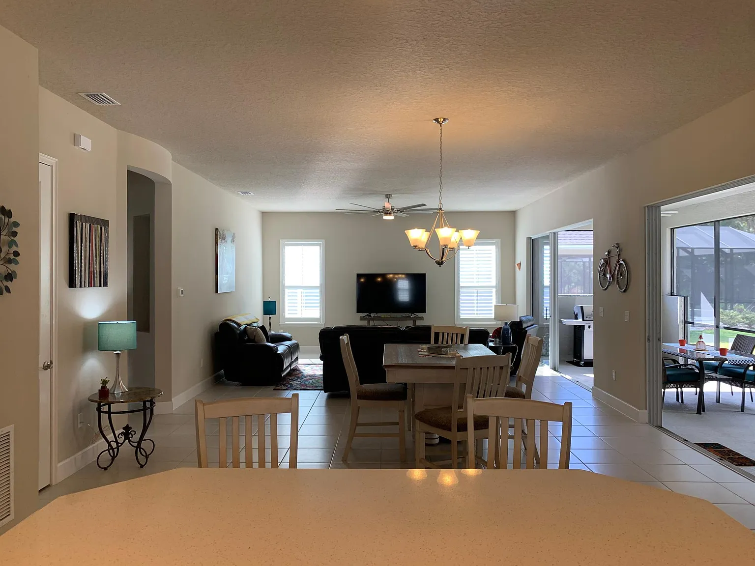 615 Elk River Dr — Photo 3