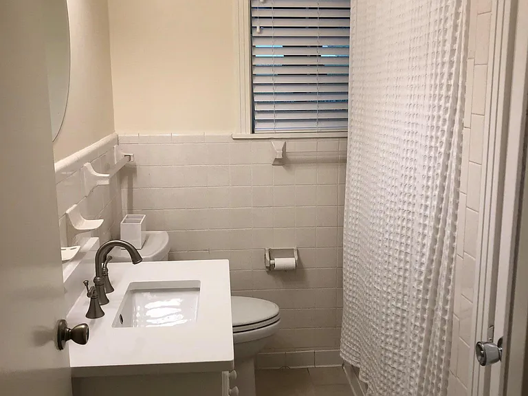 6820 Cloudland Dr — Photo 13
