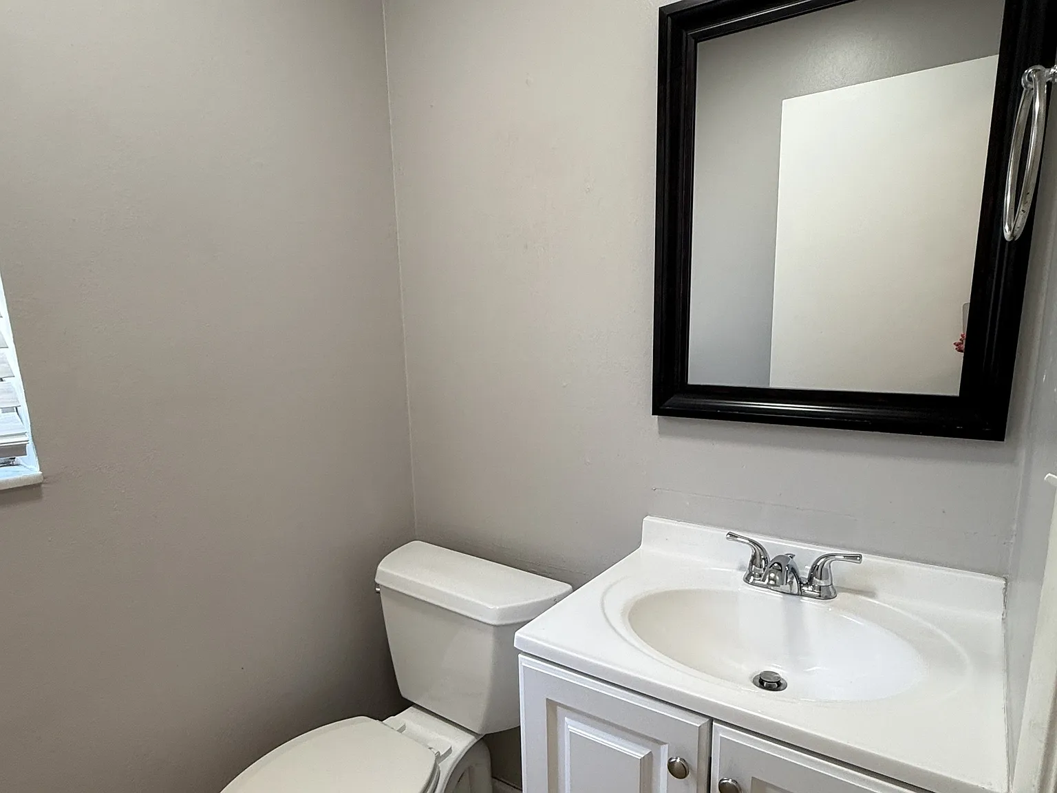 510 Briarwood Road - 1 — Photo 2