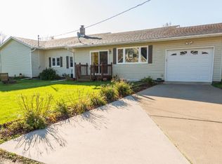 309 Oak St, Grasston, MN 55030