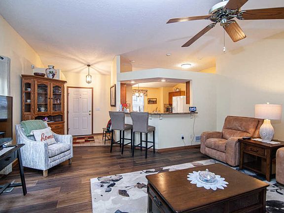 3rd image of 778 Sicaras Ln