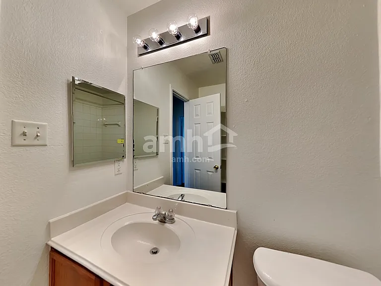 617 Overton Dr — Photo 17