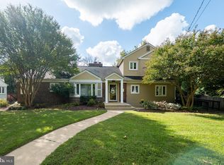 4614 Roxbury Dr, Bethesda, MD 20814