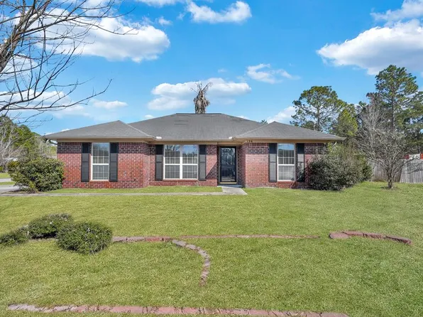 136 Burnt Pines Rd NE, Ludowici, GA 31316