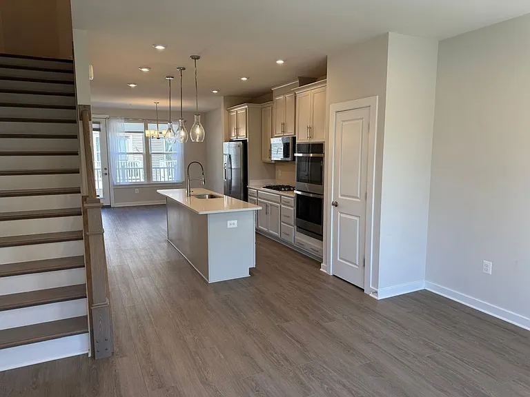 2505 Nicholson St — Photo 19