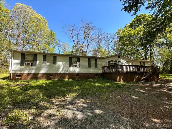 105 Winchester Dr #1-2, Shelby, NC 28152