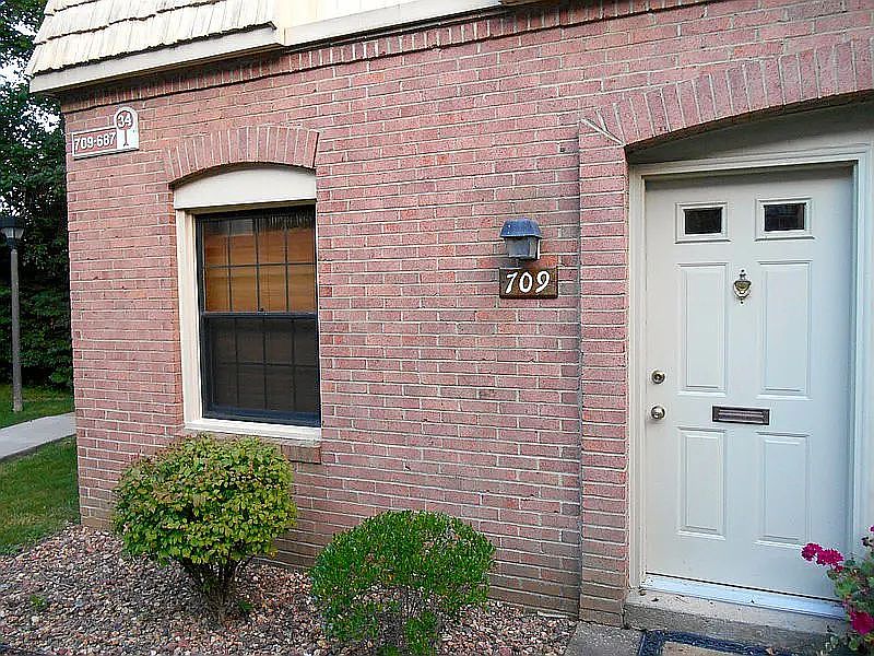 1st image of 709 Pennsbury Blvd