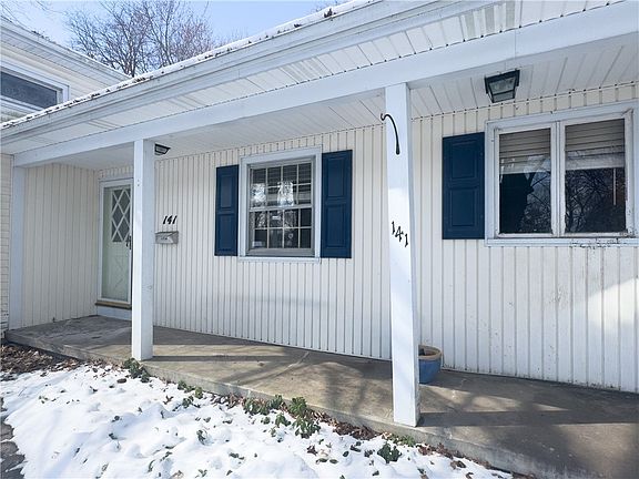 2nd image of 141 Ledgerock Ln