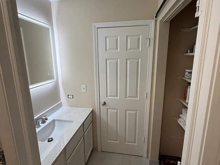 Walnut Cir — Photo 32
