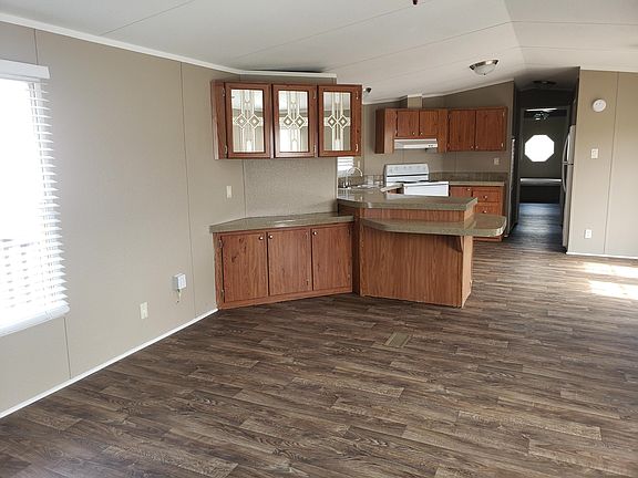 4th image of 1010 Lavon Ct