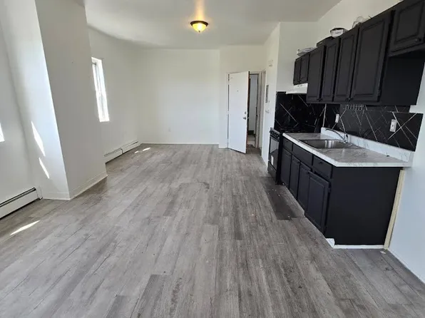 264 S 1st St, Elizabethport, NJ