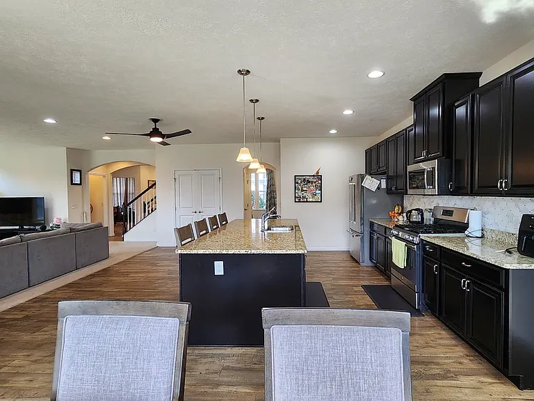 7014 Emerald Bay Ave NW — Photo 15