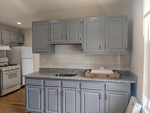 19 Cameron Ave Photo 1