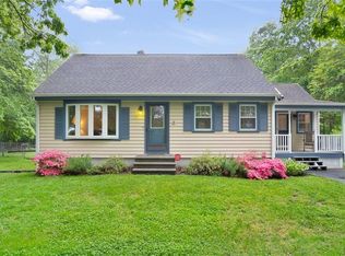 481 Hancock St, Tiverton, RI 02878
