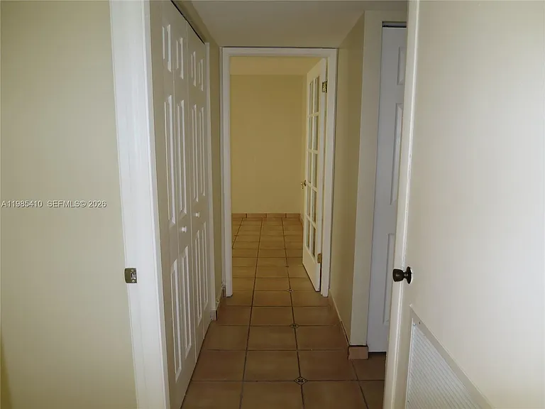600 NE 36th St #517 — Photo 5