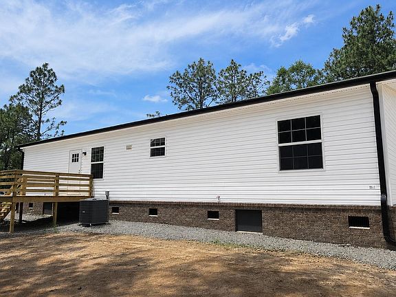 5th image of 288 Tiger Lily Ln