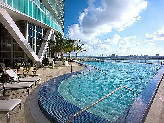 5th image of 888 Biscayne Blvd APT 1610