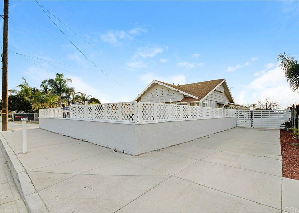 1st image of 7772 Lankershim Ave