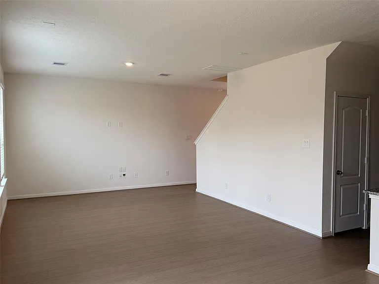 4897 Vida Vista Dr — Photo 3