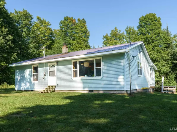 2056 N Us Highway 41, Trenary, MI 49891