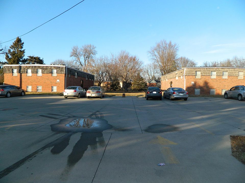 2nd image of 401 8th St SW APT 5