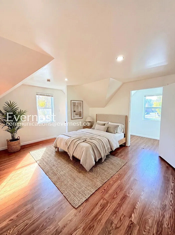 3 bed, 3.0 bath, 1873 sqft, $1,500 — Photo 4