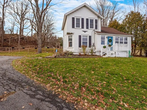 5591 Thompson Rd, Syracuse, NY 13214