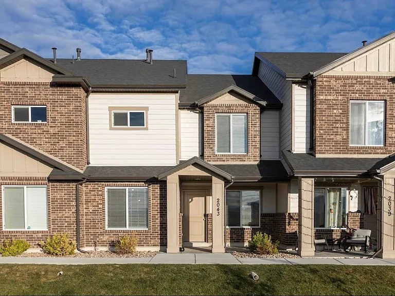 2043 N 350 E — Photo 10