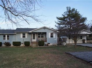 9043 E 40th Rd, Bon Aqua, TN 37025