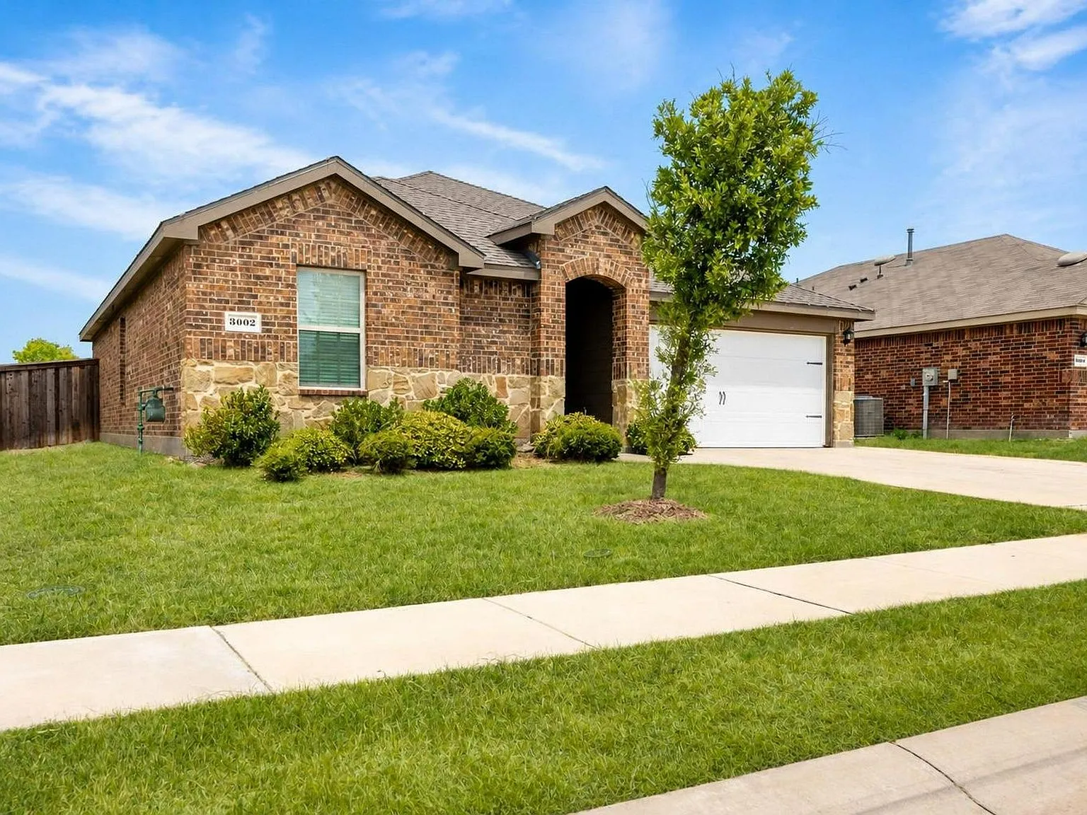 3 bed, 1286 sqft, $1,995 — Photo 3