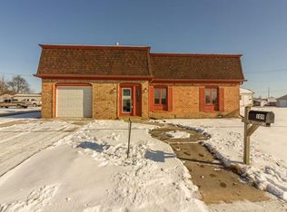109 N Center St, Whiteland, IN