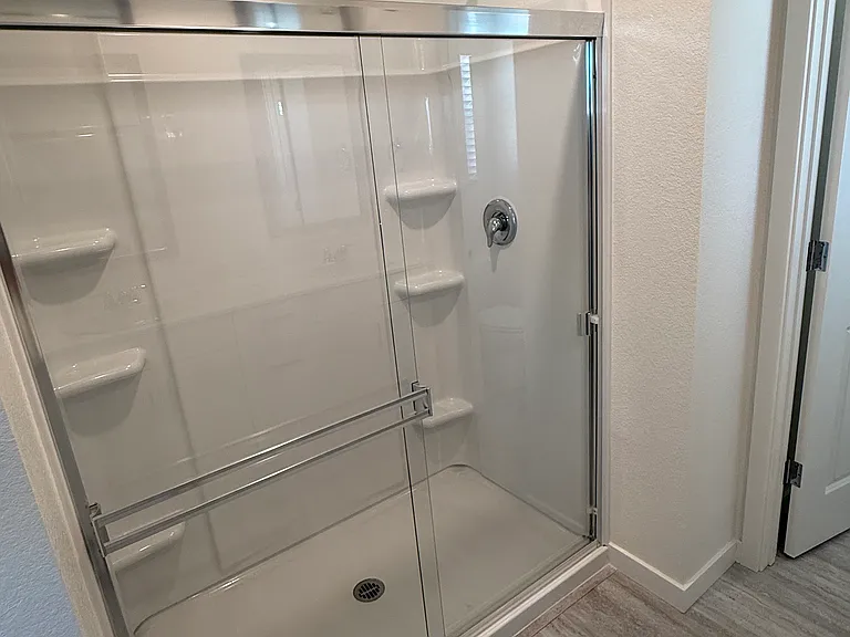 2041 Blue Star Dr — Photo 36