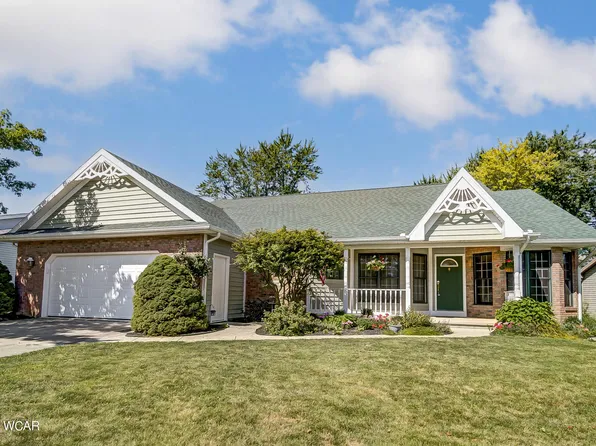 2661 Stonywood Dr, Lima, OH 45801