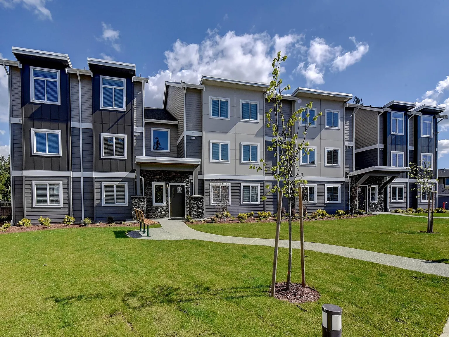 Silver Creek Apartment Homes — Photo 3